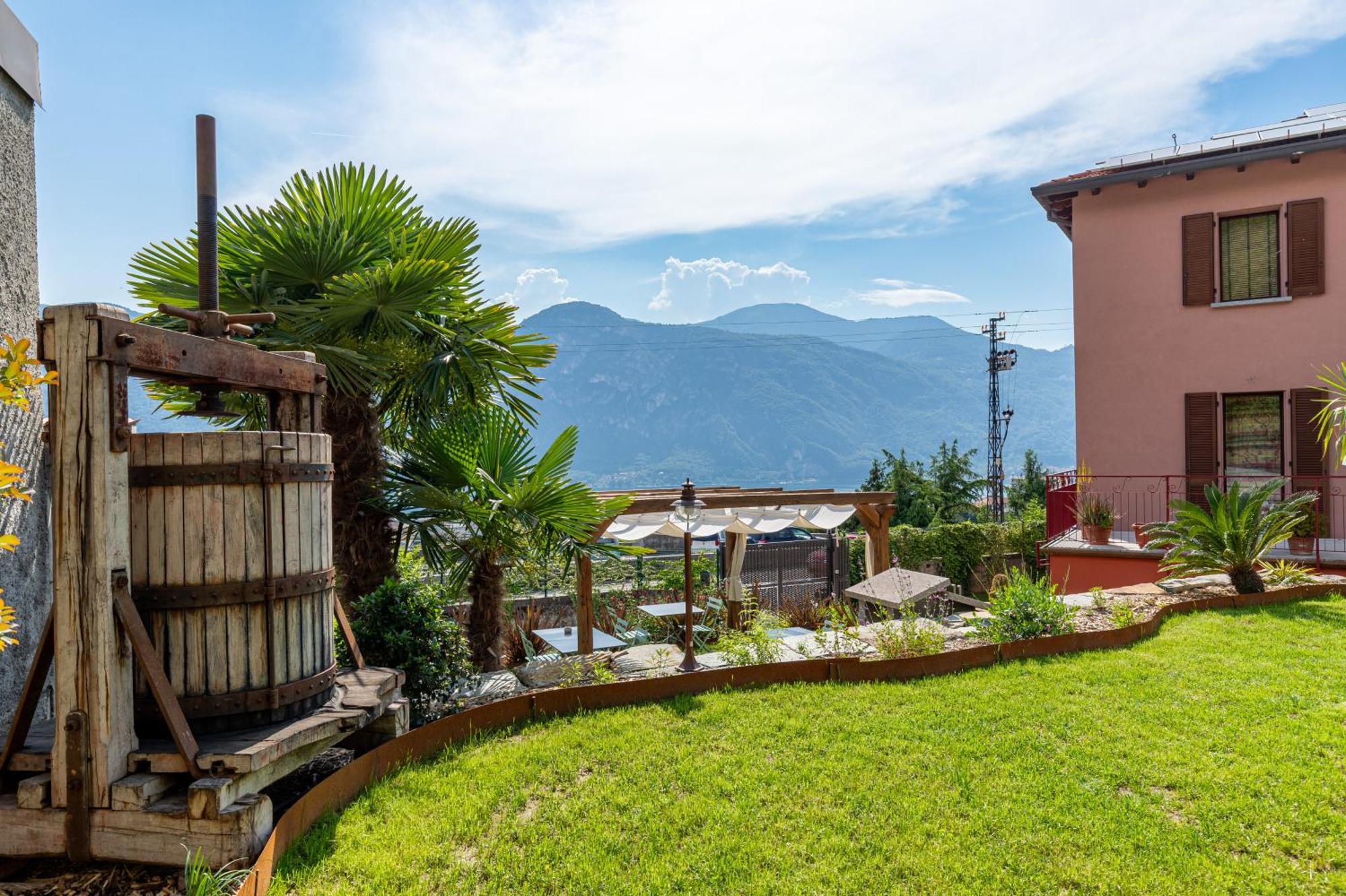 Il Mallo Verde - Lake Como B&B Мандельо дел Ларио Екстериор снимка
